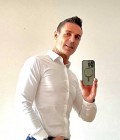 Встретьте Мужчинa : Kaybe, 48 лет до Германия  Loerrach